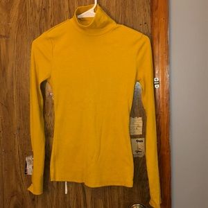 Yellow turtle neck